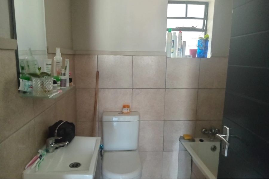To Let 2 Bedroom Property for Rent in Belhar Western Cape